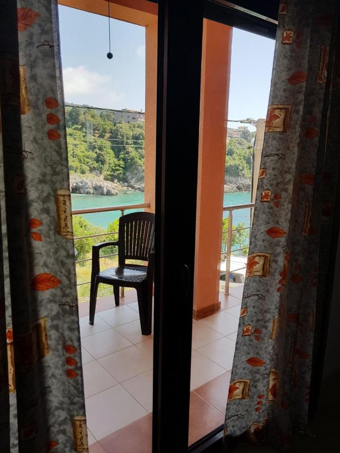 Villa Persik Utjeha-Bušat Extérieur photo