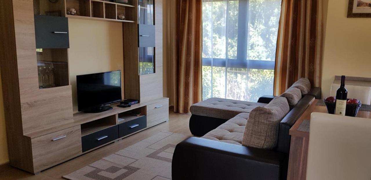 Villa Persik Utjeha-Bušat Extérieur photo