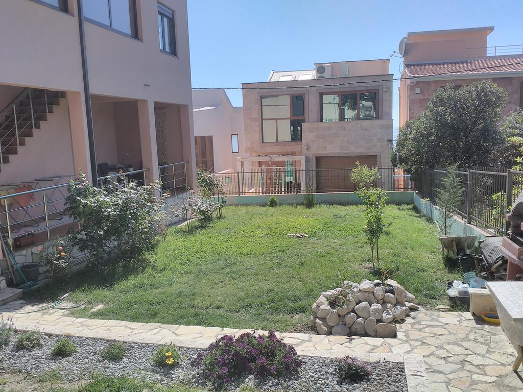 Villa Persik Utjeha-Bušat Extérieur photo