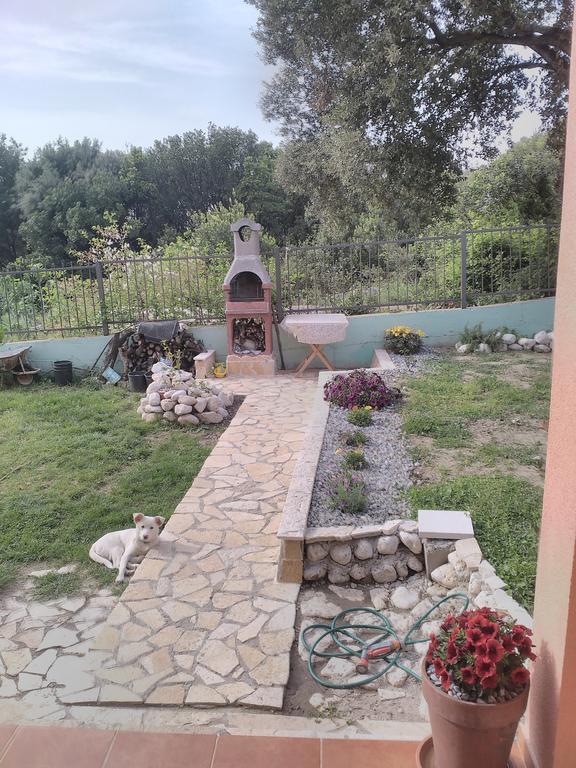 Villa Persik Utjeha-Bušat Extérieur photo